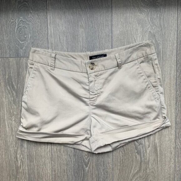 Aritzia Talula Women's Shorts Khaki Pockets Cargo Utility Army low rise Size 0 - Picture 7 of 14